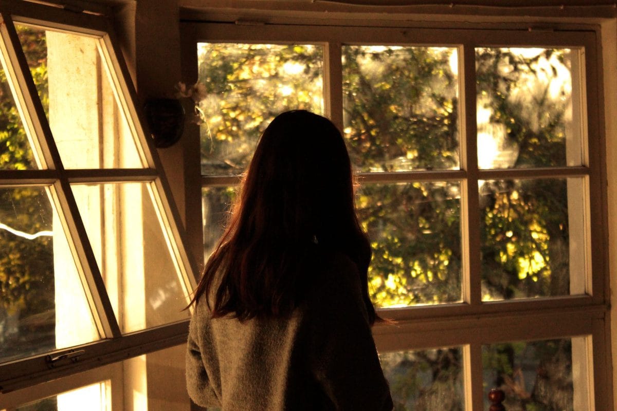Meno luce, più stanchezza: come attraversare l'equinozio d'autunno senza sentirti sempre svuotato
