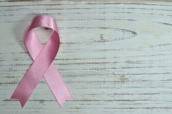 Ottobre rosa e mammografia: chi viene invitata, ogni quanto e cosa fare se la lettera non arriva